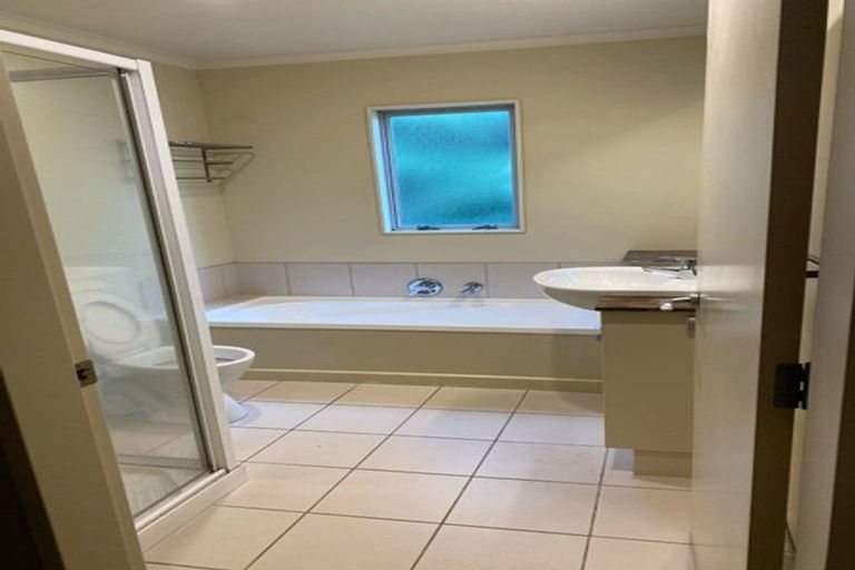 Photo of property in Marrakech Cafe, 28/305 Evans Bay Parade, Hataitai, Wellington, 6021