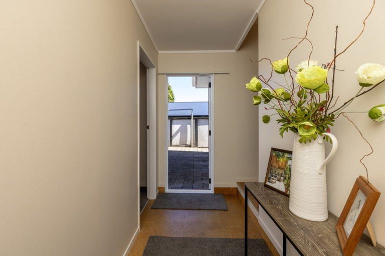 Photo of property in 70a Rimu Street, Waikanae, 5036