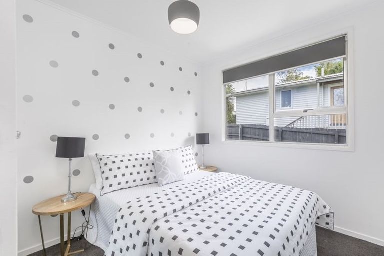 Photo of property in 57 Gledstane Road, Stanmore Bay, Whangaparaoa, 0932