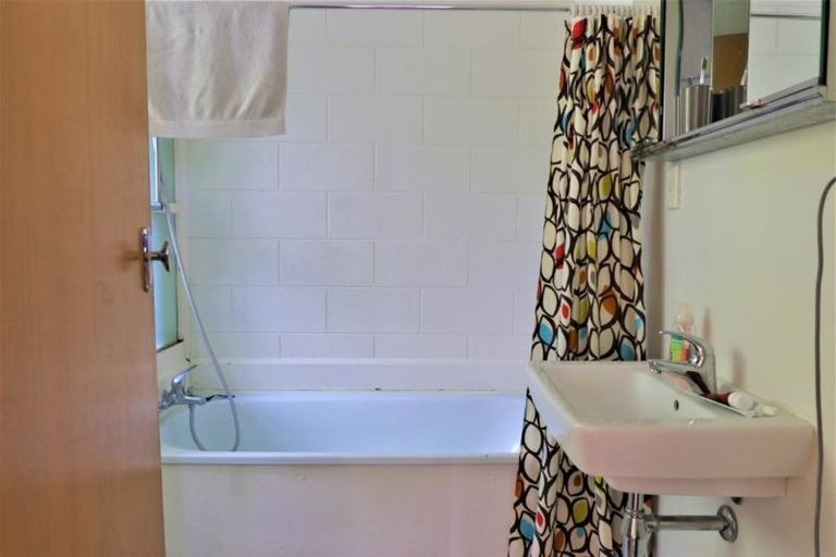 Photo of property in 6/14a Albert Road, Devonport, Auckland, 0624