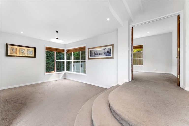 Photo of property in 60 Kohimarama Road, Kohimarama, Auckland, 1071