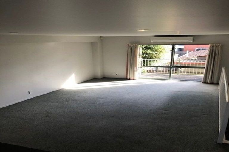 Photo of property in 2/292 Bealey Avenue, Christchurch Central, Christchurch, 8013