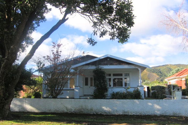 Photo of property in 20 Collingwood Street, Waterloo, Lower Hutt, 5011