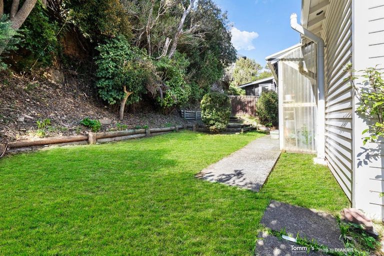 Photo of property in 2/18 Oban Street, Wadestown, Wellington, 6012