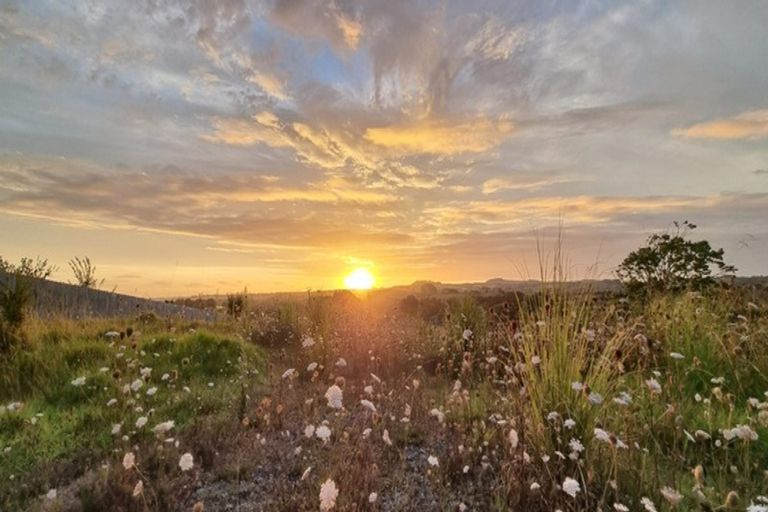 Photo of property in 30 Te Puea Avenue, Meremere, Mercer, 2474