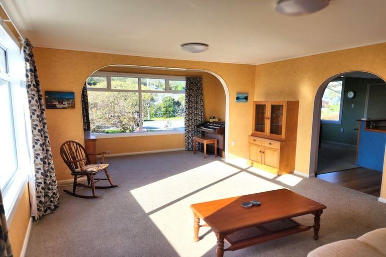 Photo of property in 72 Fitzgerald Street, Cobden, Greymouth, 7802