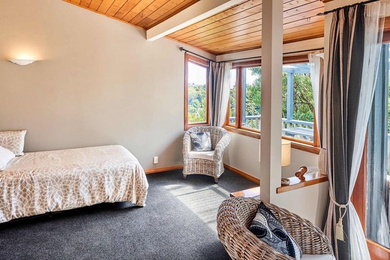 Photo of property in 80 Cluny Road, Plimmerton, Porirua, 5026