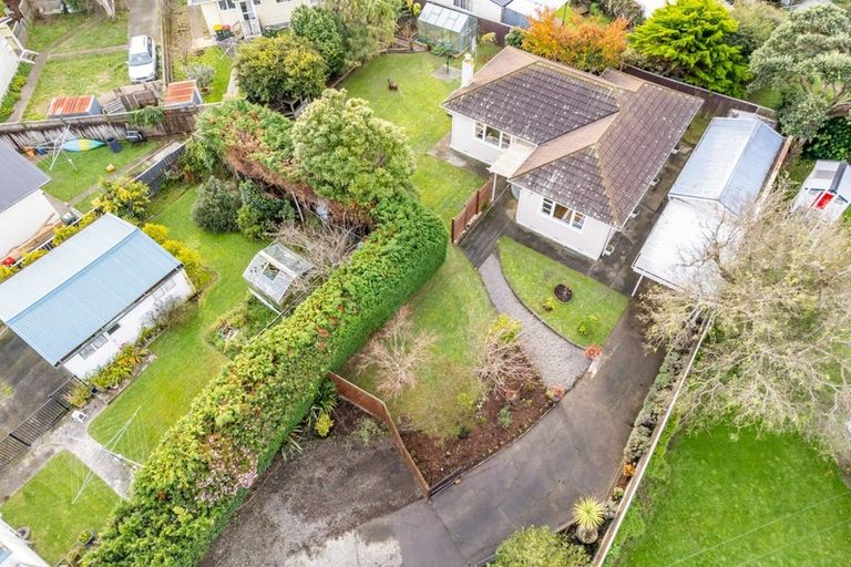 Photo of property in 19 Naenae Road, Naenae, Lower Hutt, 5011