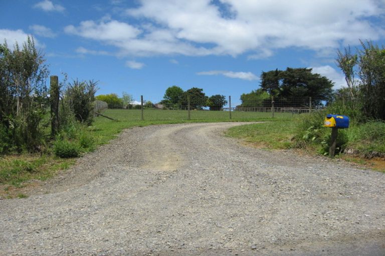 Photo of property in 108 Fielding Road, Drury, 2577