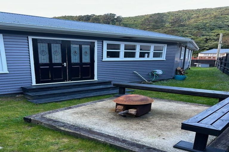 Photo of property in 56 Sunny Grove, Wainuiomata, Lower Hutt, 5014