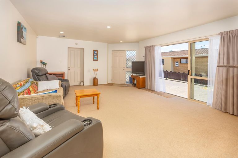 Photo of property in 18 Cooper Street, Pukekohe, 2120
