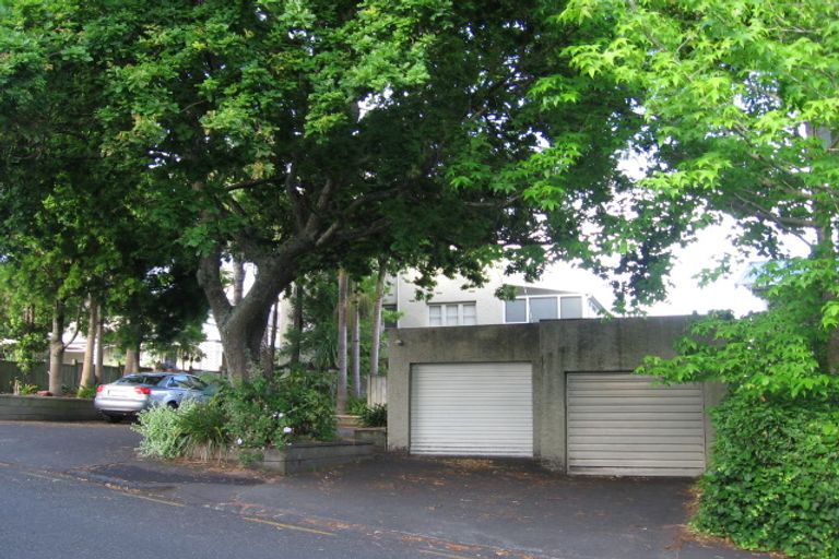 Photo of property in 2/10 Saint Georges Bay Road, Parnell, Auckland, 1052