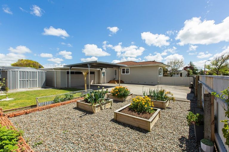 Photo of property in 38 Liverpool Street, Takaro, Palmerston North, 4412