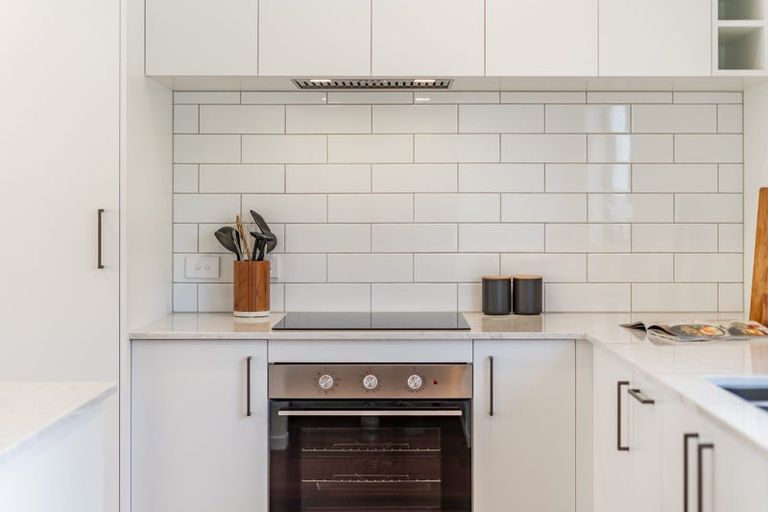 Photo of property in 1/104 Martin Street, Wallaceville, Upper Hutt, 5018