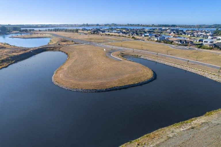 Photo of property in 137 Lake Hood Drive, Huntingdon, Ashburton, 7774