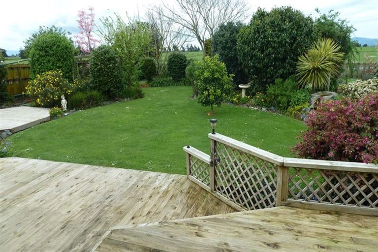 Photo of property in 2 Harris Place, Ngatea, 3503