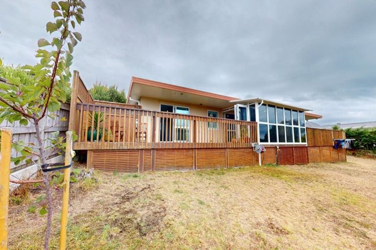 Photo of property in 3 Norna Grove, Waikawa Beach, Levin, 5573