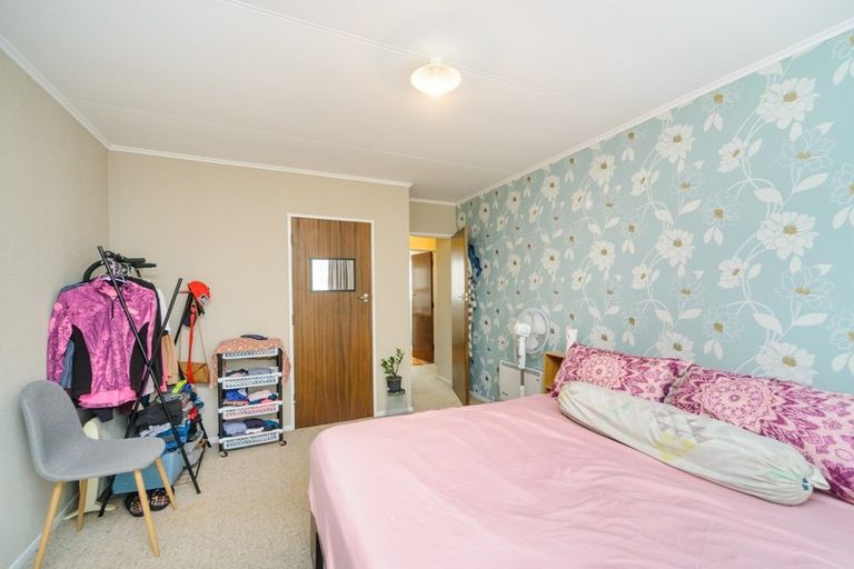 Photo of property in 2/360 College Street, West End, Palmerston North, 4410