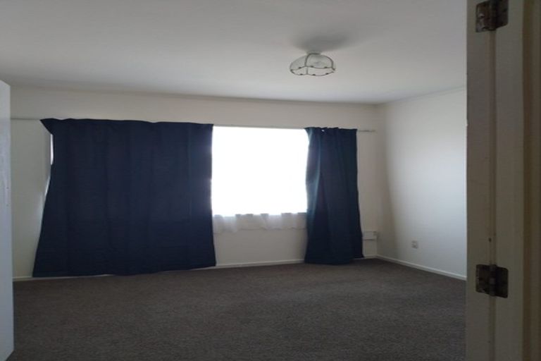 Photo of property in 2/50 Te Kanawa Crescent, Henderson, Auckland, 0610