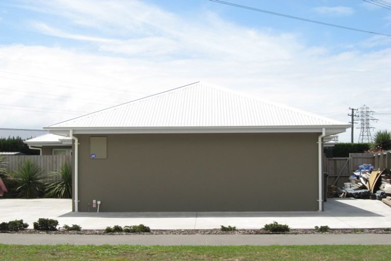 Photo of property in 72 Mauger Drive, Heathcote Valley, Christchurch, 8022