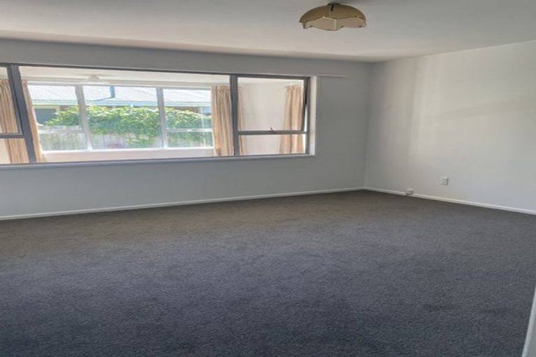 Photo of property in 1/68a Puriri Street, Riccarton, Christchurch, 8041