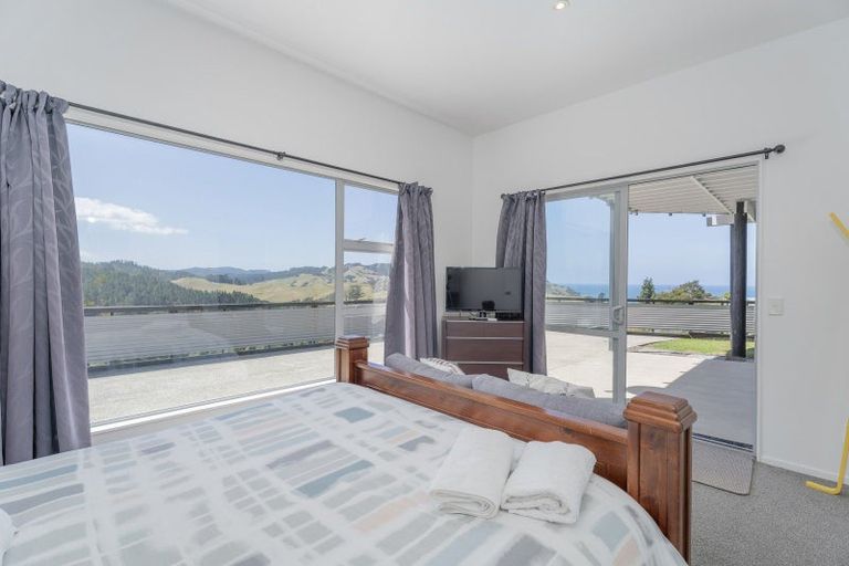Photo of property in 112 Centennial Drive, Whitianga, 3510