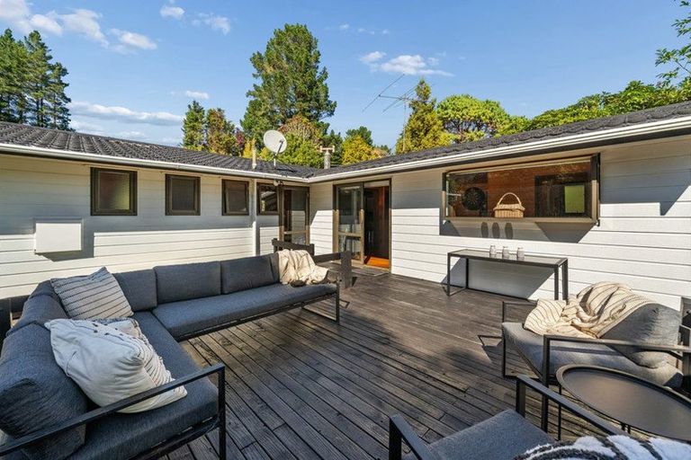 Photo of property in 135 Plateau Road, Te Marua, Upper Hutt, 5018