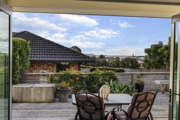 Photo of property in 7 Holyoake Terrace, Omokoroa, 3114