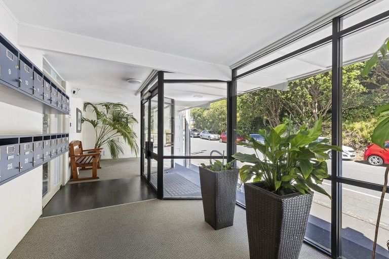 Photo of property in 31/125 Grant Road, Thorndon, Wellington, 6011