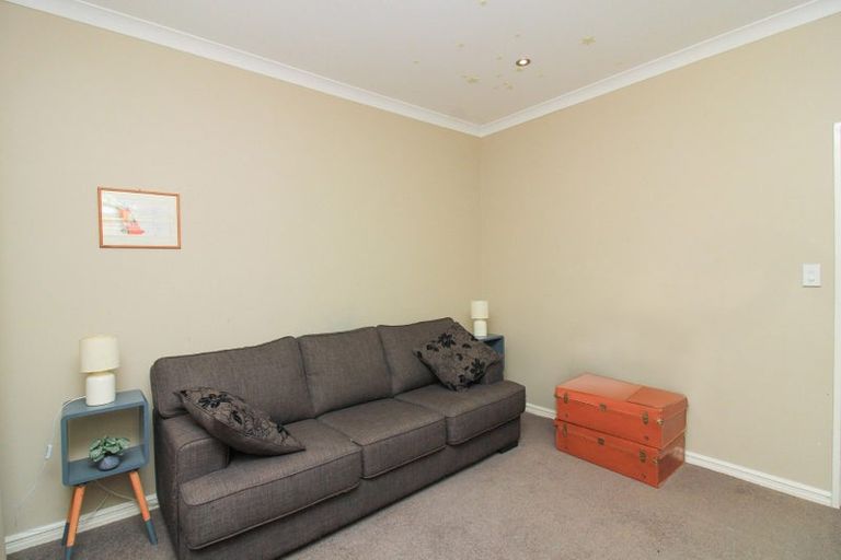 Photo of property in 37 Connolly Street, Boulcott, Lower Hutt, 5010
