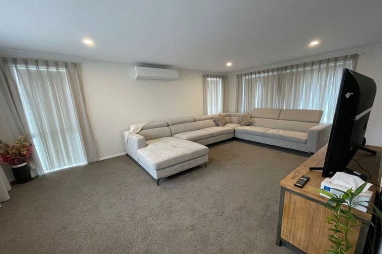 Photo of property in 6b Kent Road, Manurewa, Auckland, 2102