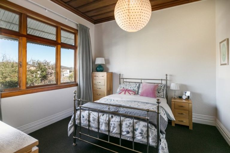 Photo of property in 59 Ferry Road, Clive, 4102