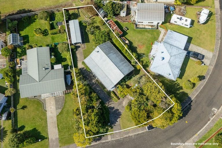 Photo of property in 33 Catherine Crescent, Whitianga, 3510