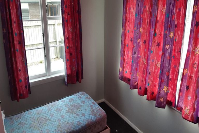 Photo of property in 5 Gregory Avenue, Islington, Christchurch, 8042