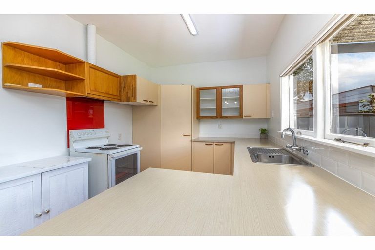 Photo of property in 131 Olliviers Road, Phillipstown, Christchurch, 8011