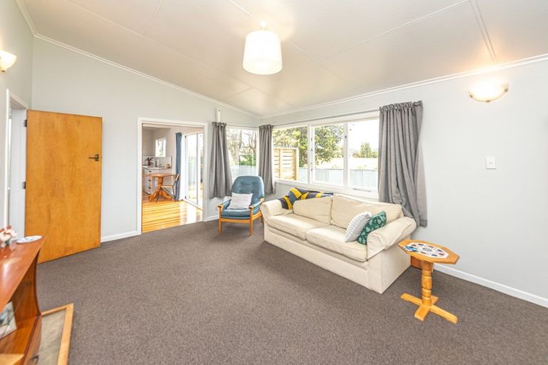 Photo of property in 18 Murch Place, Tawhero, Whanganui, 4500