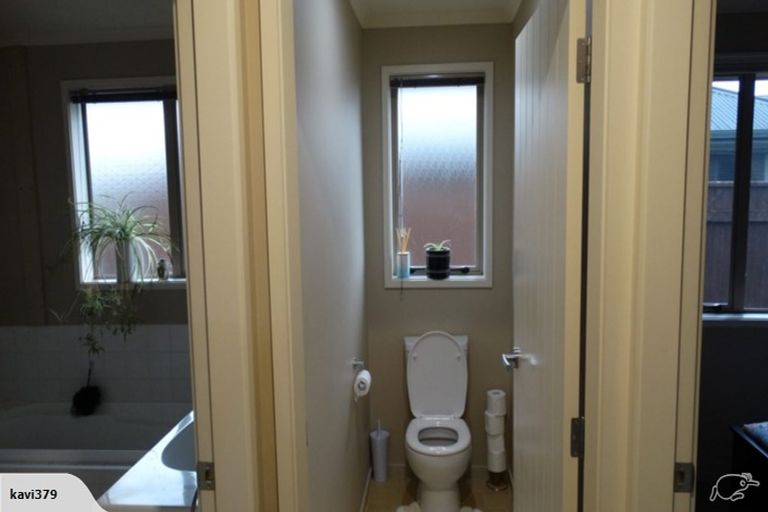 Photo of property in 27 Branigan Parade, Kelvin Grove, Palmerston North, 4414