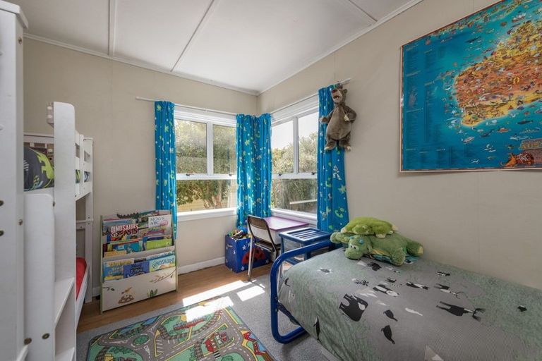 Photo of property in 104 Emano Street, Toi Toi, Nelson, 7010