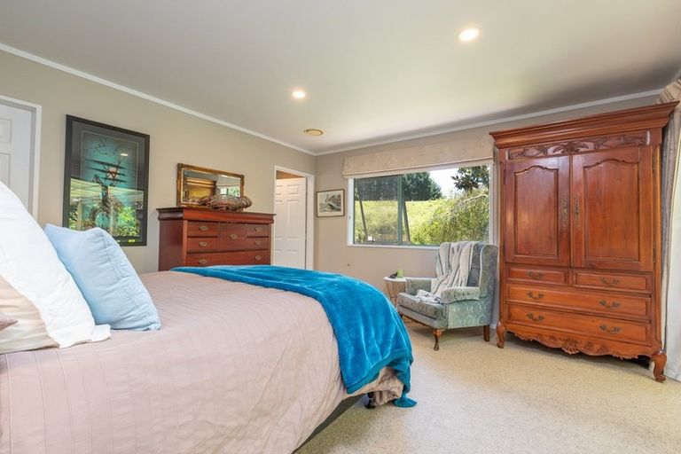 Photo of property in 37 Aston Road, Waikanae, 5391