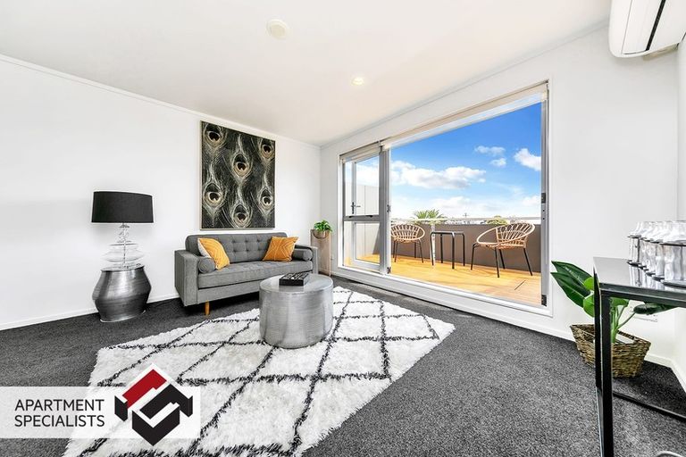 Photo of property in 325/26 Morningside Drive, Morningside, Auckland, 1025