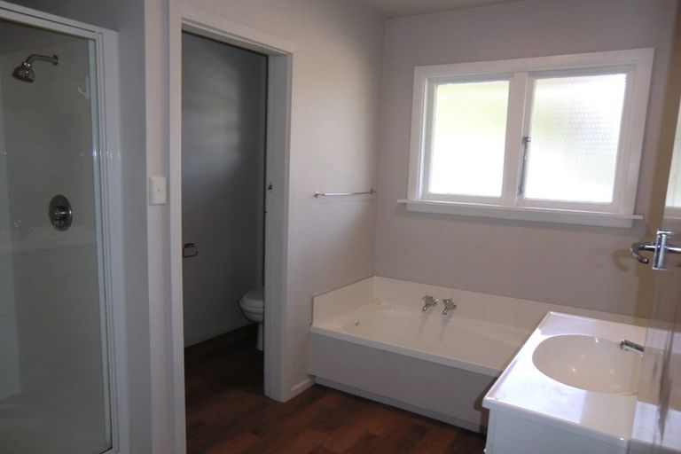 Photo of property in 4 Wentworth Street, Ilam, Christchurch, 8041