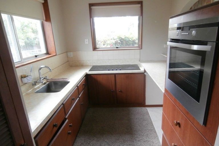 Photo of property in 2/34 Cresswell Avenue, Burwood, Christchurch, 8061