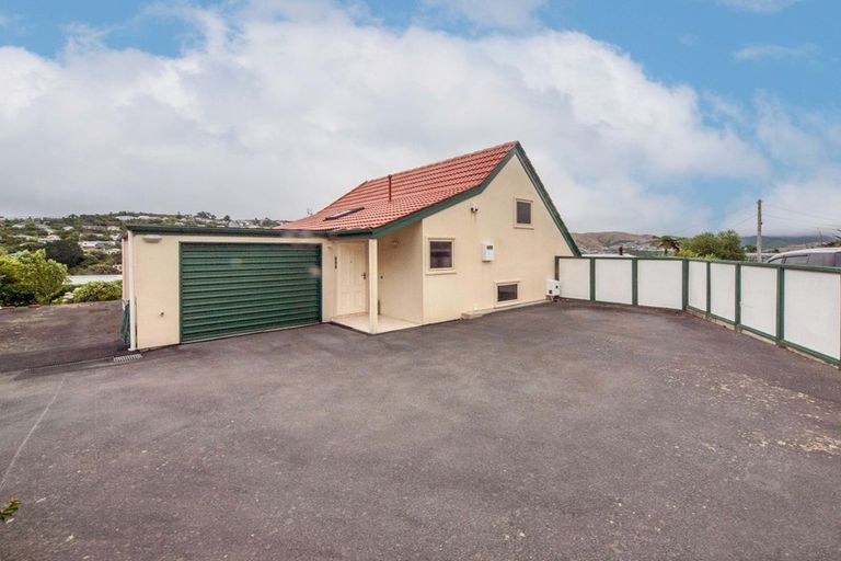 Photo of property in 105c Helston Road, Paparangi, Wellington, 6037