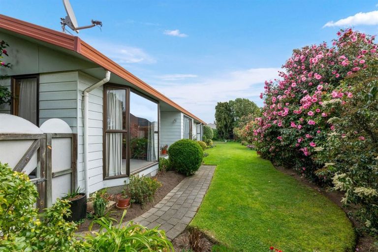Photo of property in 8 Colchester Place, Templeton, Christchurch, 8042