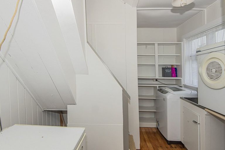 Photo of property in 11a Selwyn Avenue, Avenues, Whangarei, 0110