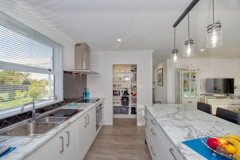 Photo of property in 1 Wharuka Glade, Mangawhai, 0505