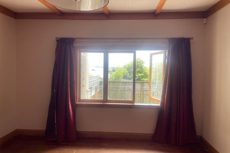 Photo of property in 24 Wellington Street, Papakura, 2110