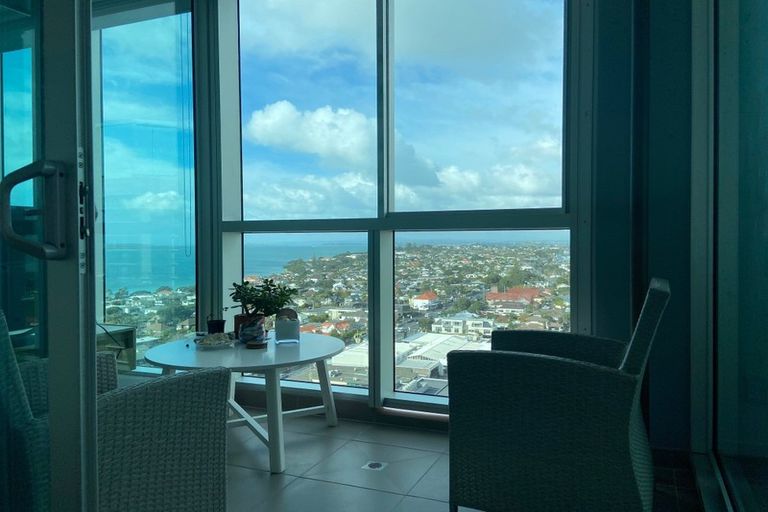 Photo of property in Sentinel Apartments, 1503/3 Northcroft Street, Takapuna, Auckland, 0622