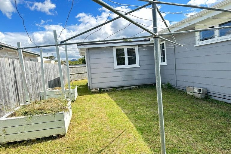 Photo of property in 10b Henry Road, Katikati, 3129