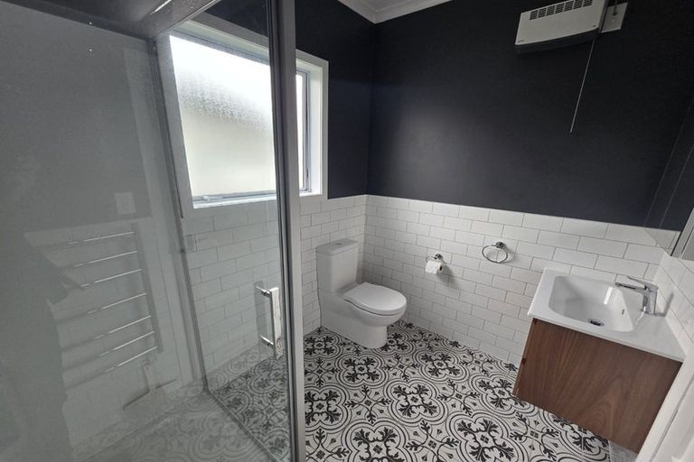 Photo of property in 10 Purser Grove, Fairfield, Lower Hutt, 5011